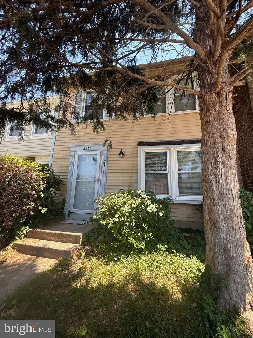 8371 Brockham Dr, Alexandria, VA 22309 - #2