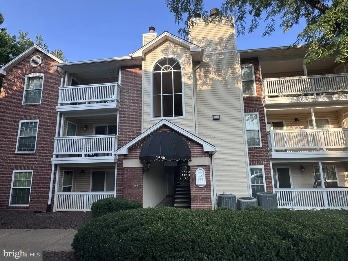 1536 Lincoln Way #302b, McLean, VA 22102 - #1
