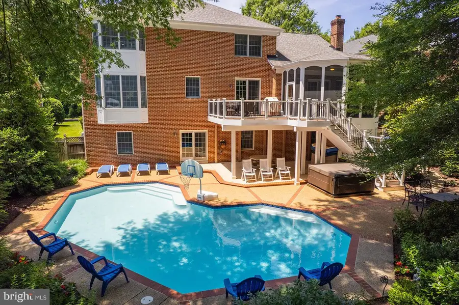 2755 Oakton Plantation Ln, Vienna, VA 22181 - #3
