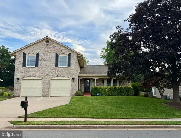3248 Kinross Cir, HERNDON, VA 20171