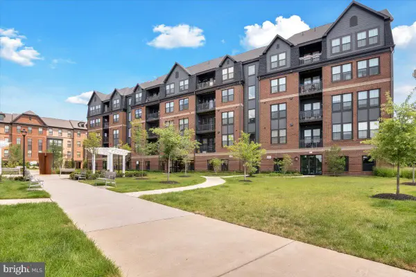 3927 Fair Ridge Dr #307, FAIRFAX, VA 22033