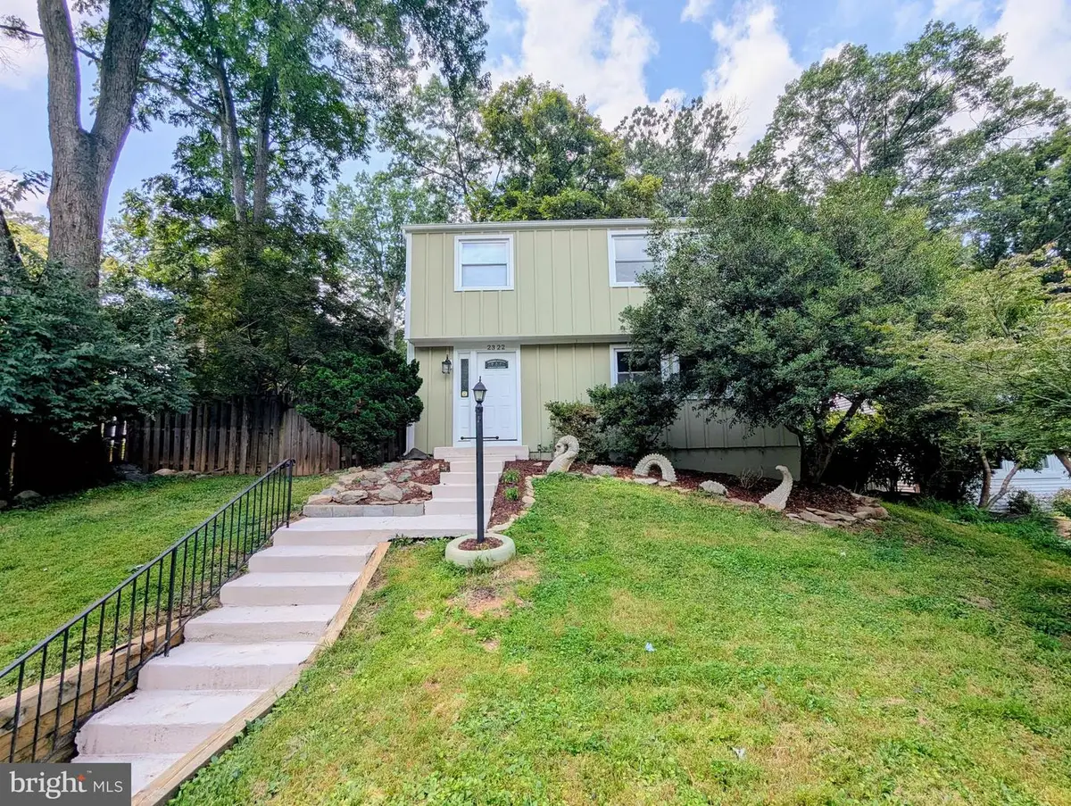 2322 Old Trail Dr, Reston, VA 20191 - #1