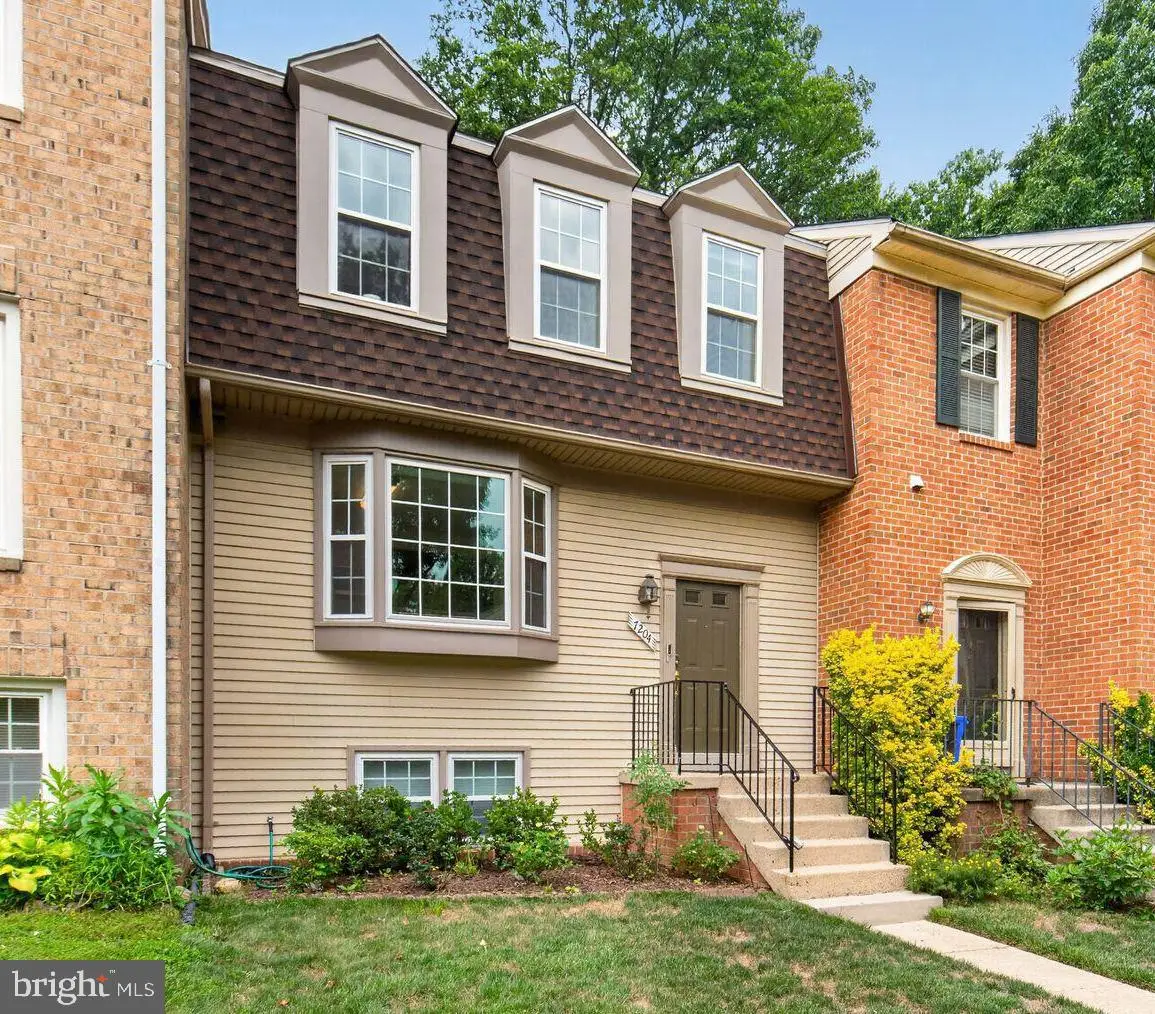 7204 Gentian Ct, Springfield, VA 22152 - #1