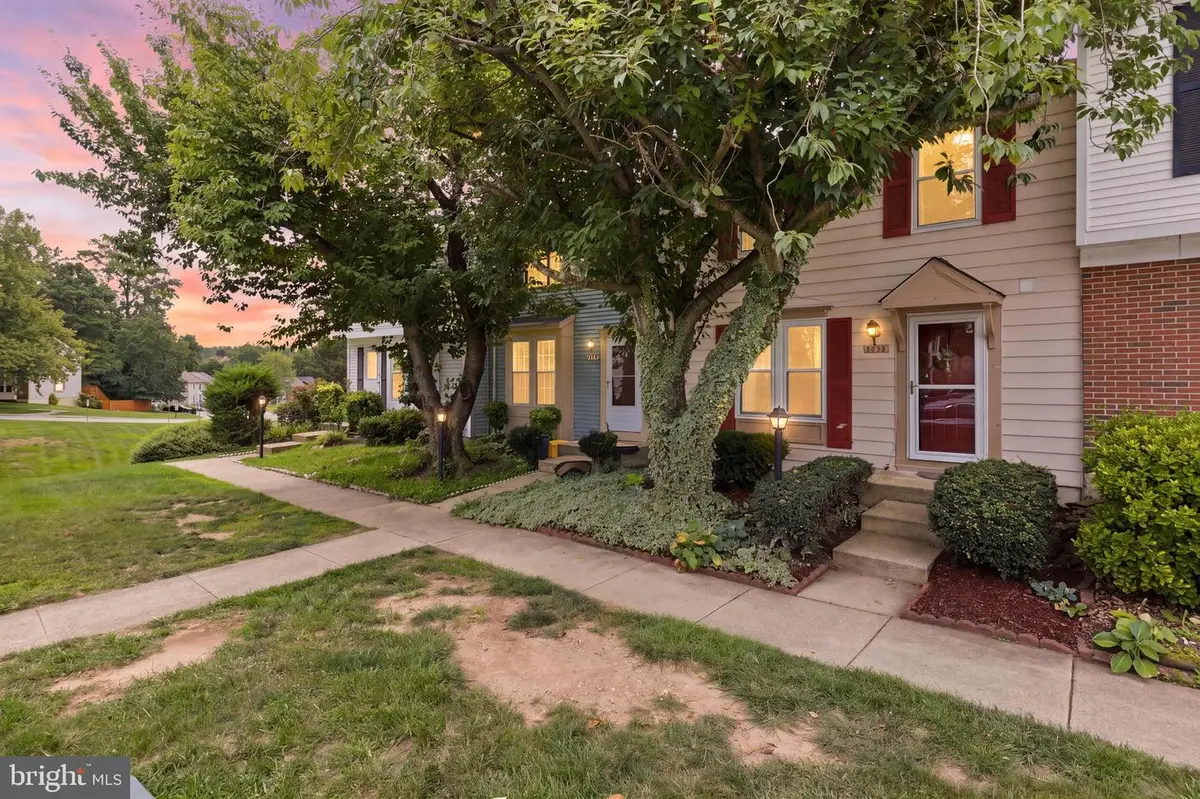 7490 Wounded Knee Rd, Lorton, VA 22079 - #1