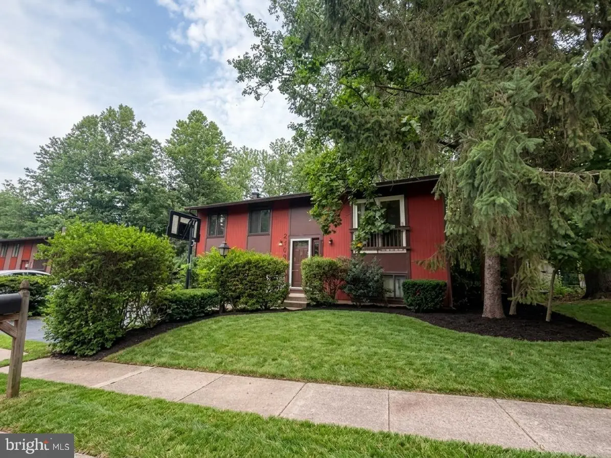 2368 Old Trail Dr, Reston, VA 20191 - #1