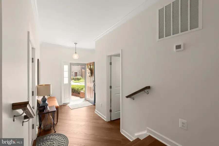 6258 Masefield Ct, Alexandria, VA 22304 - #3
