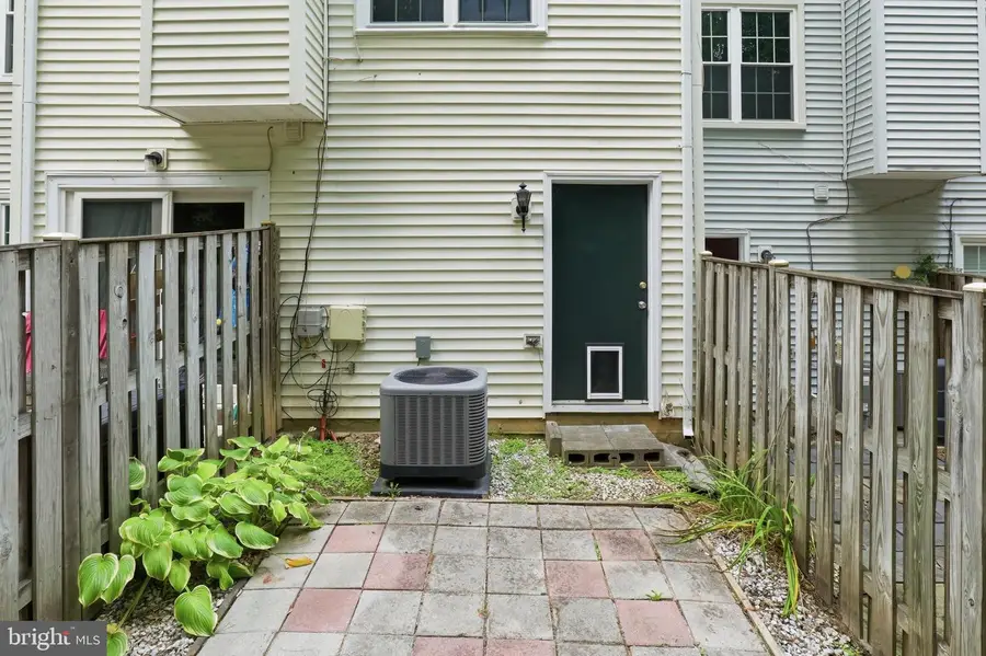 6028 Old Landing Way #22, Burke, VA 22015 - #3