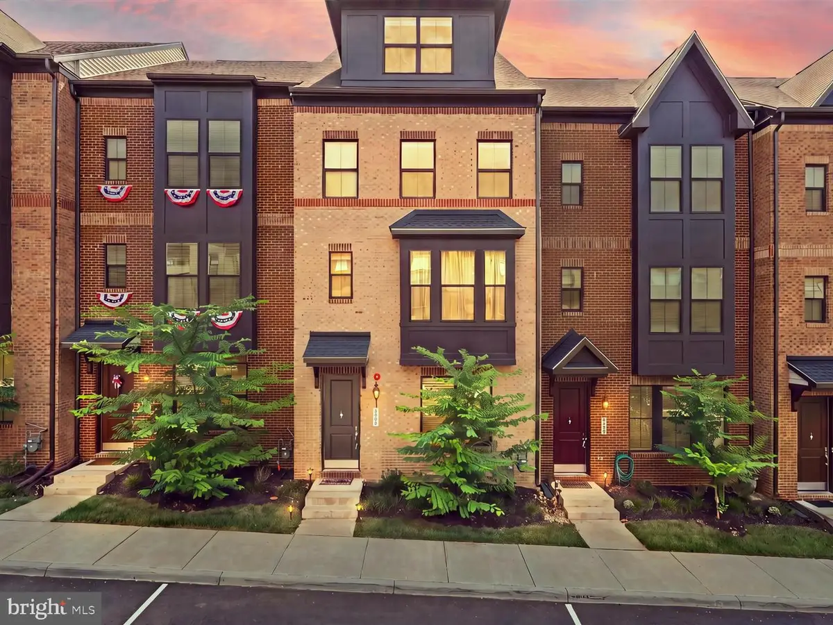 7277 Nittany Ln, Alexandria, VA 22306 - #1