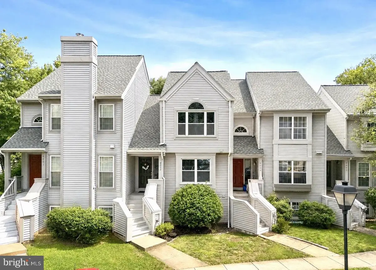 6003 Creekstone Ln, Centreville, VA 20120 - #1