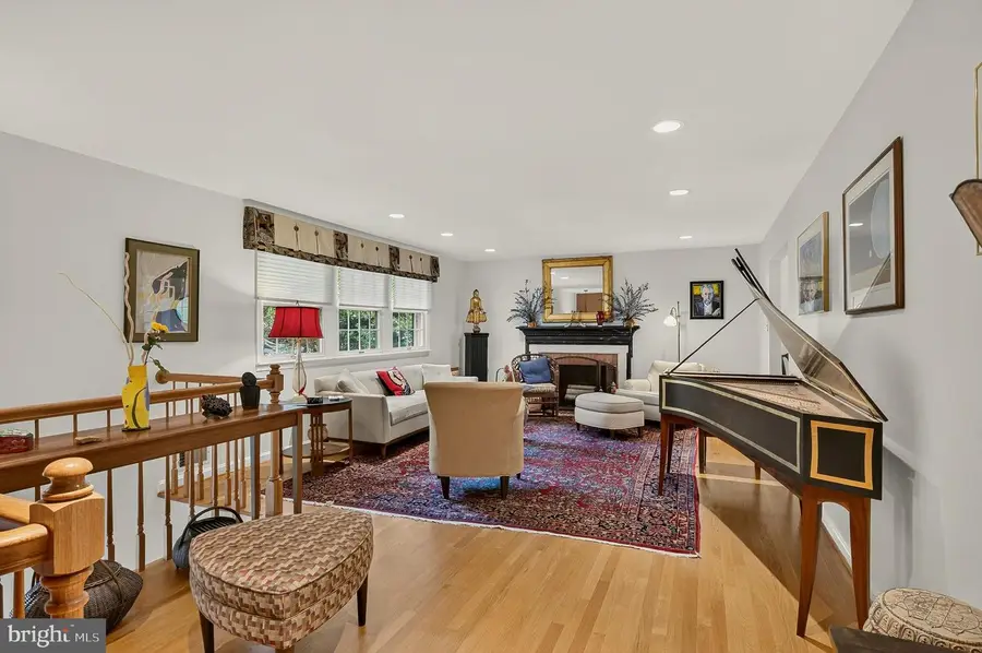 7124 Thrasher Road, McLean, VA 22101 - #3