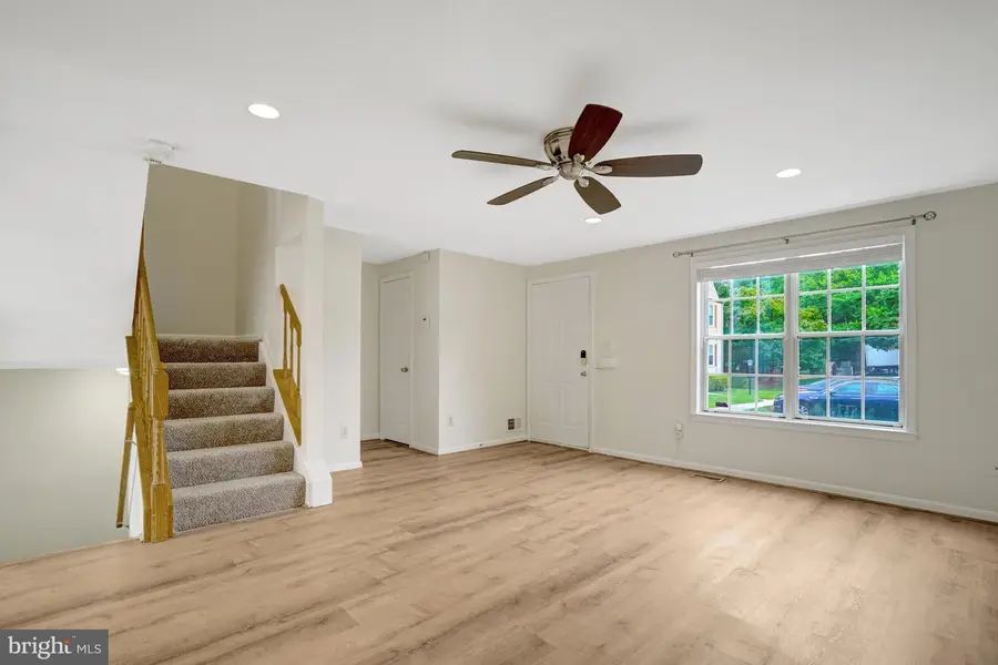 6569 Rundale Ct, Alexandria, VA 22315 - #3