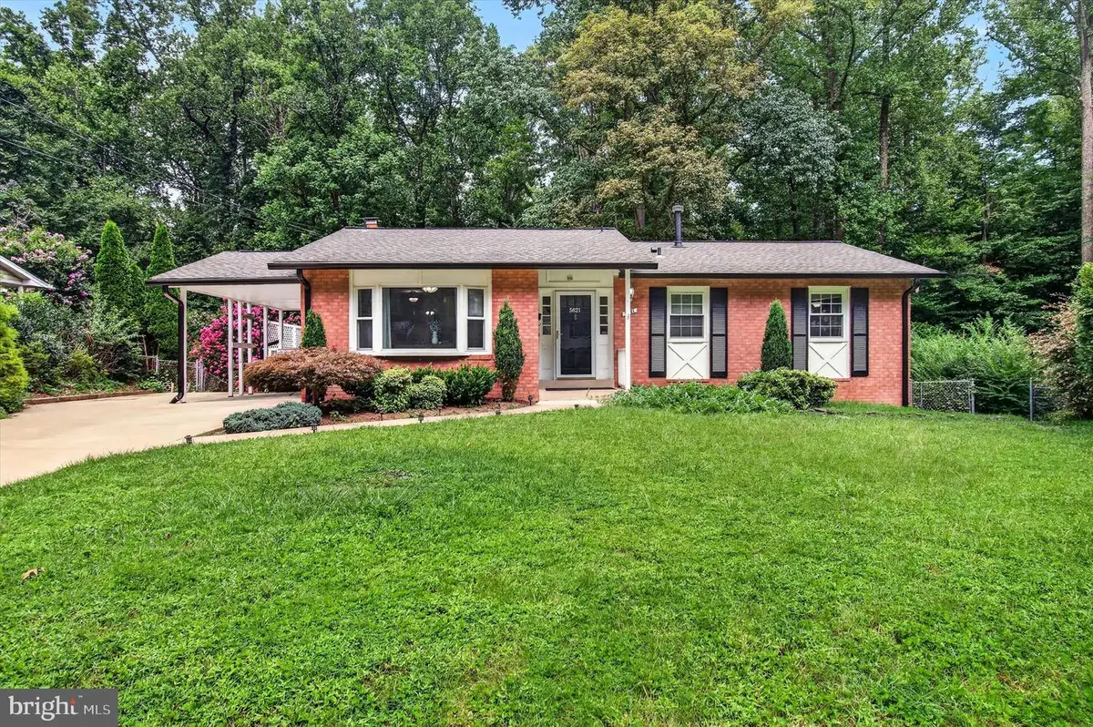 5621 Ravenel Ln, Springfield, VA 22151 - #1