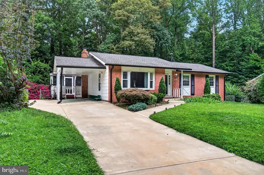 5621 Ravenel Ln, Springfield, VA 22151 - #2