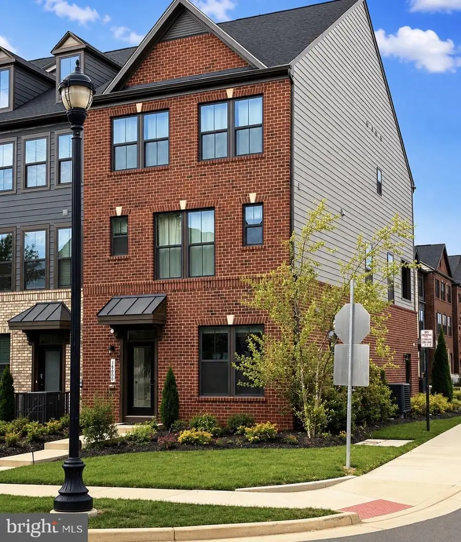 14600 George Carter Way, Chantilly, VA 20151 - #2