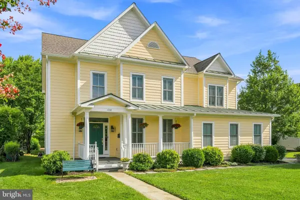 632 Nash St, HERNDON, VA 20170