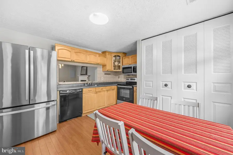 8348 Rocky Forge Ct, Springfield, VA 22153 - #3