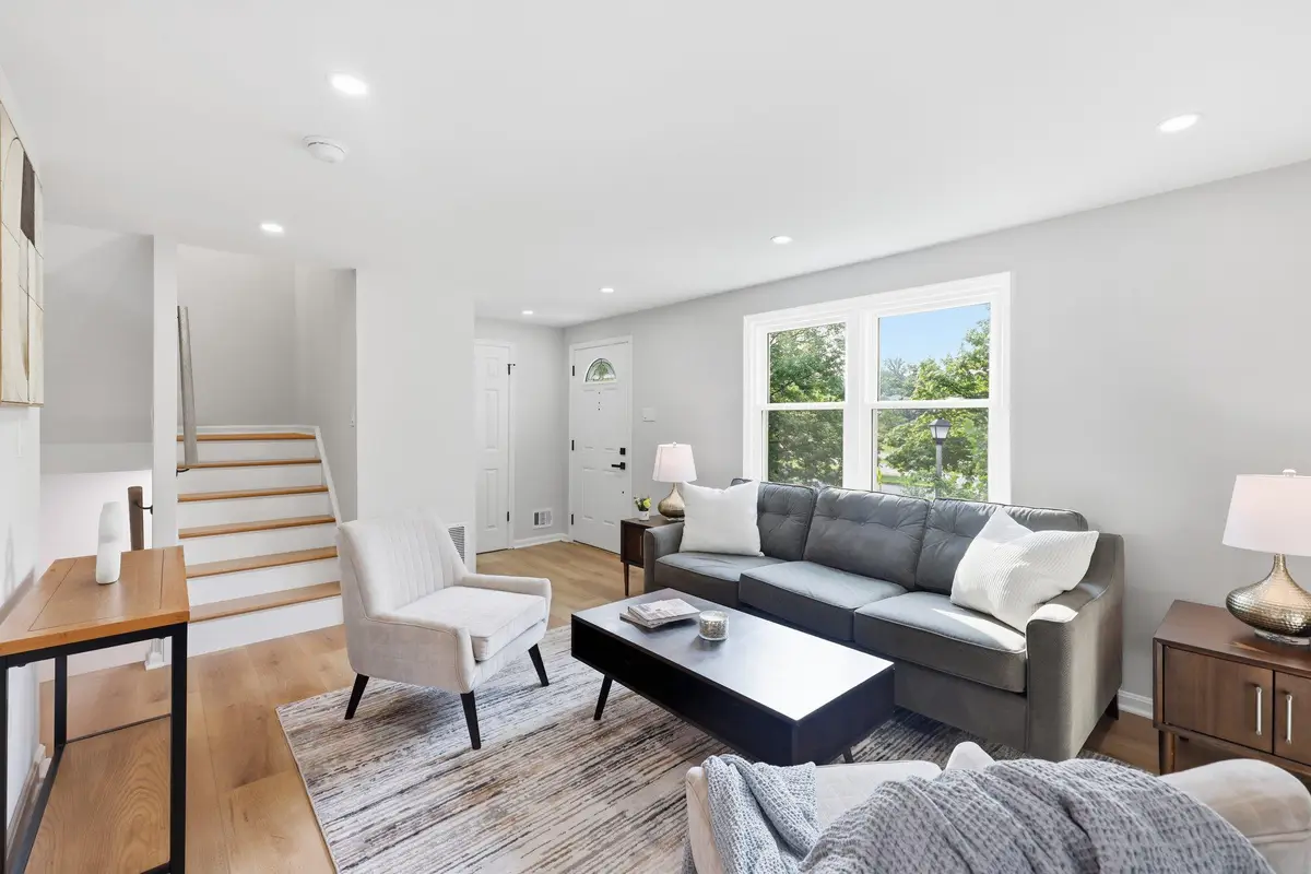 3168 Ellenwood Dr, Fairfax, VA 22031 - #1
