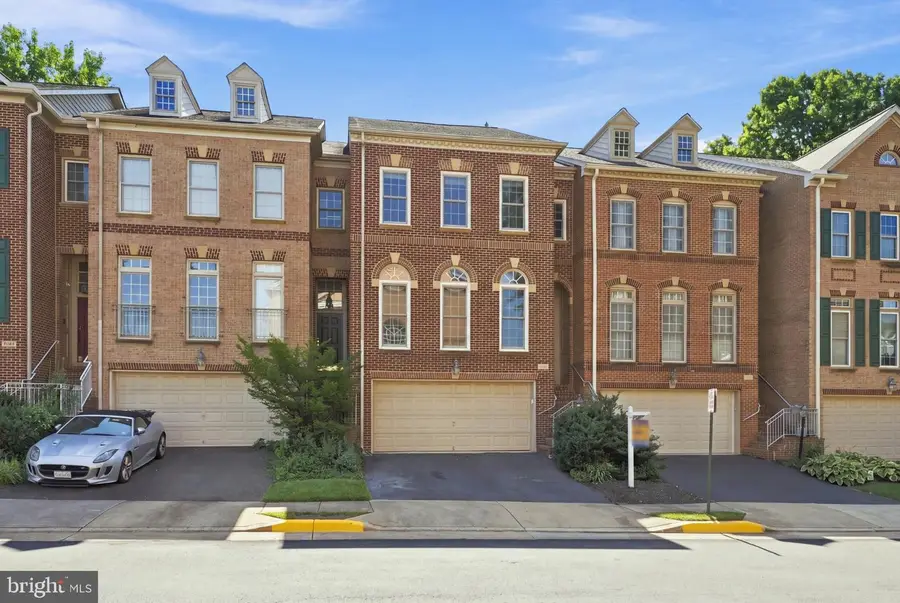 12483 Rose Path Cir, Fairfax, VA 22033 - #2
