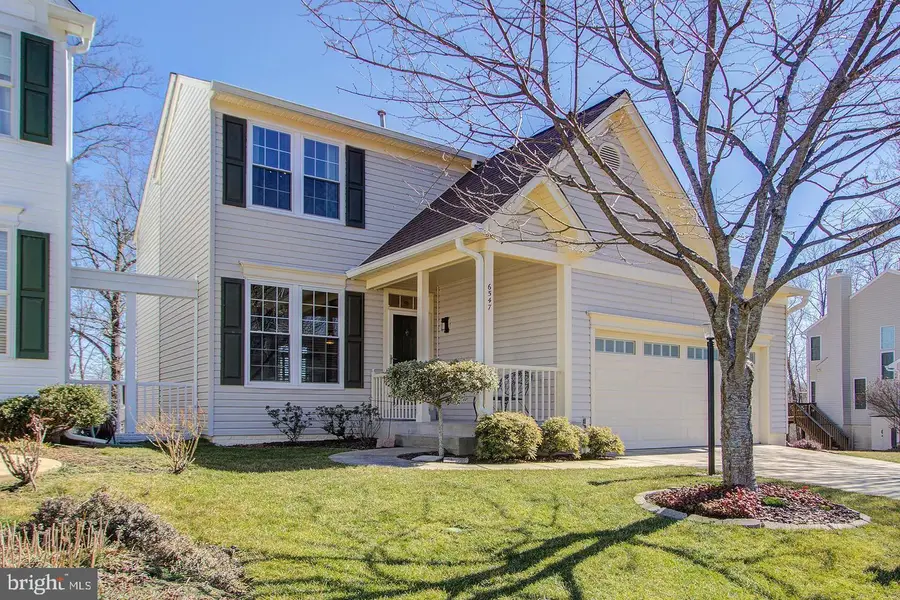 6547 Creek Run Dr, Centreville, VA 20121 - #2