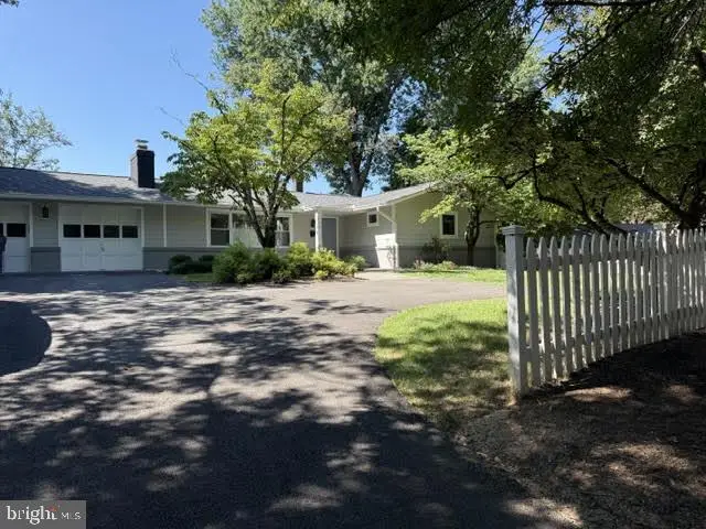 1003 Collingwood Rd, Alexandria, VA 22308 - #2