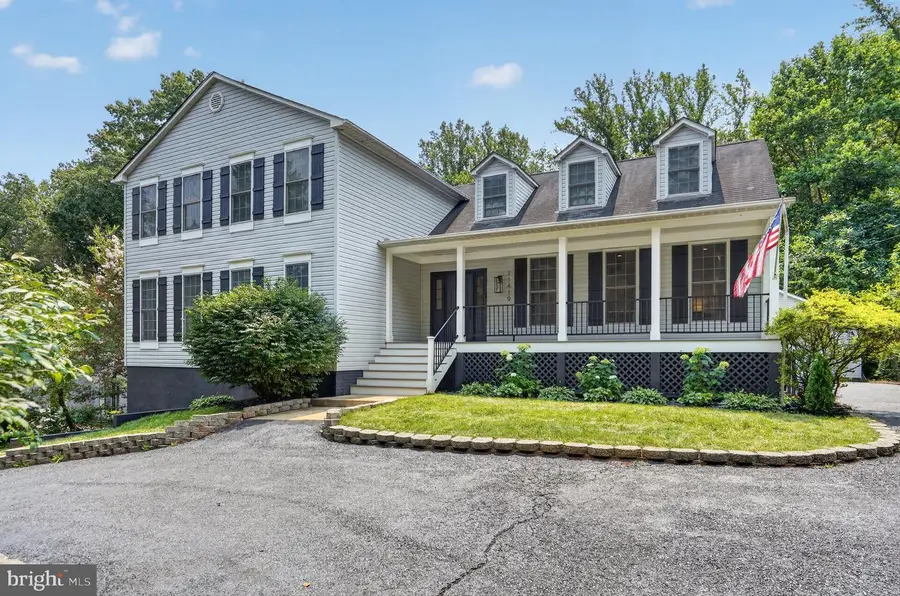 11419 Fairfax Station Rd, Fairfax Station, VA 22039 - #2
