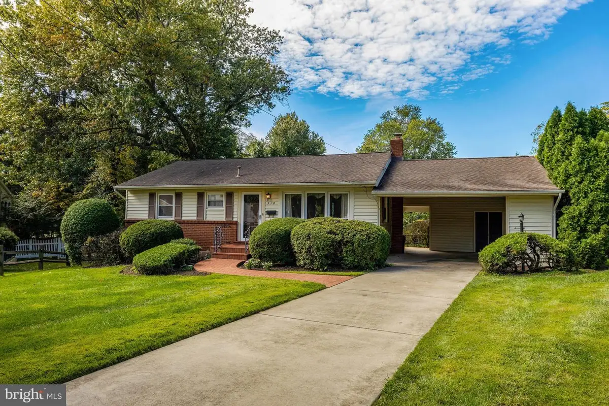 310 Arcadian Cir Sw, Vienna, VA 22180 - #1