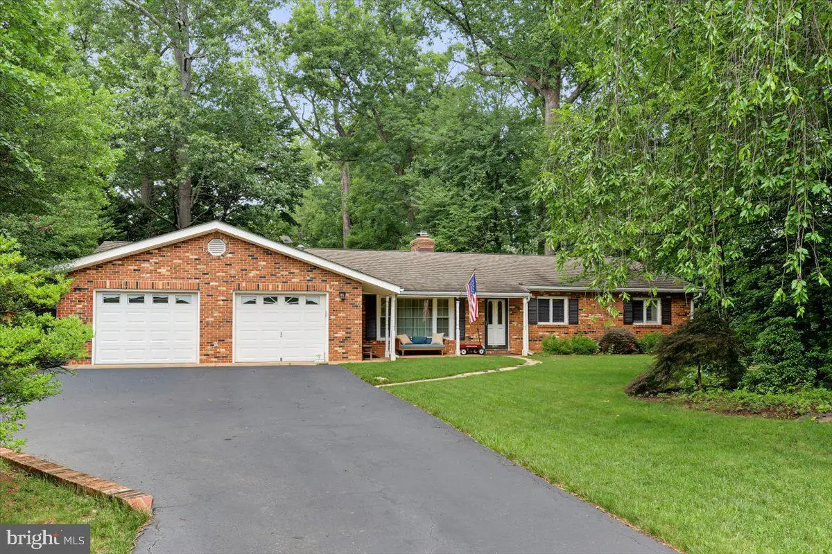 12410 Castner Ct, Fairfax, VA 22030 - #1