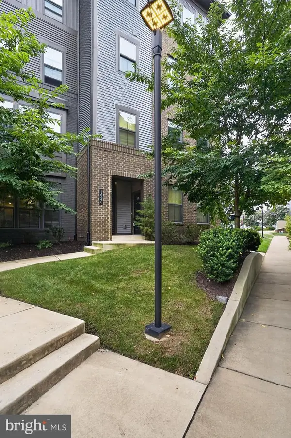 13246 Lake Woodland Way #5a, HERNDON, VA 20171