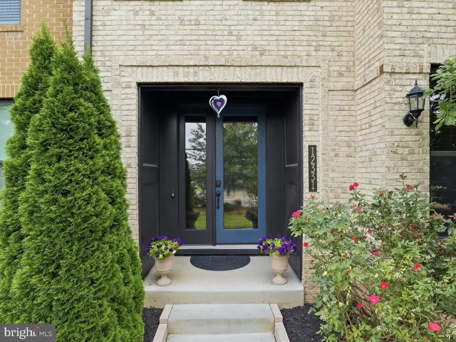 12331 Yellow Buckeye Way, Fairfax, VA 22030 - #2
