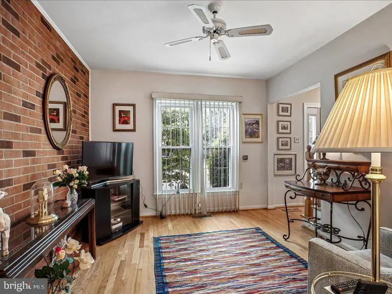 4113 Morin St, Alexandria, VA 22312 - #3