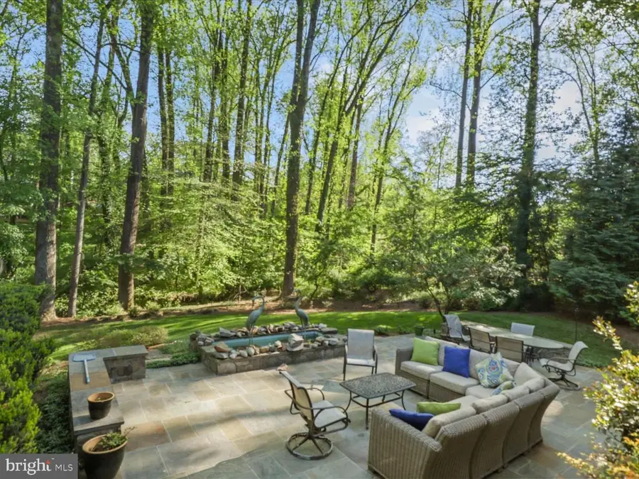 1889 Virginia Ave, McLean, VA 22101 - #2