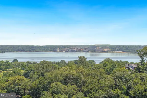 5904 Mount Eagle Dr #1214, ALEXANDRIA, VA 22303