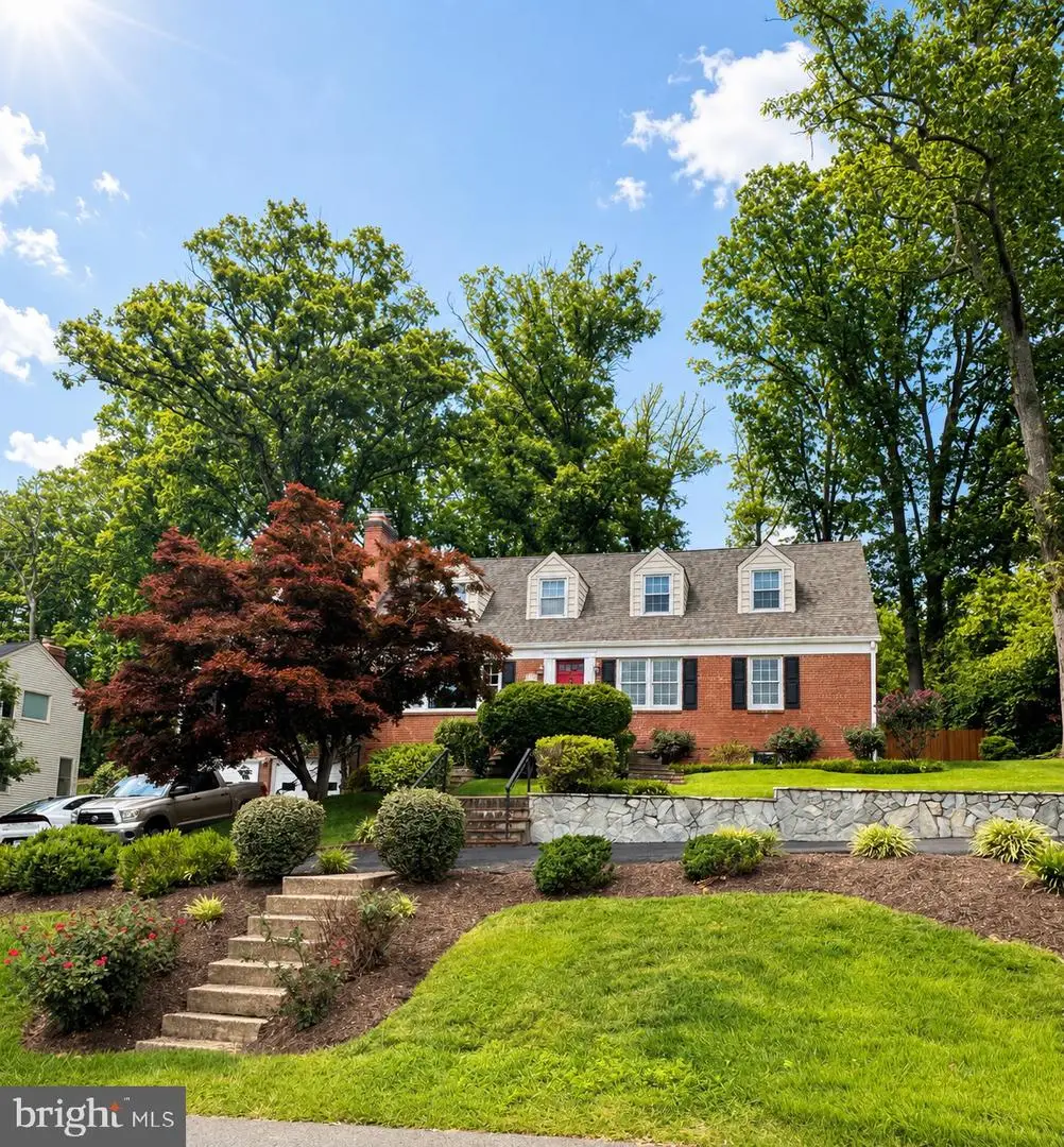 3508 Woodside Rd, Alexandria, VA 22310 - #1