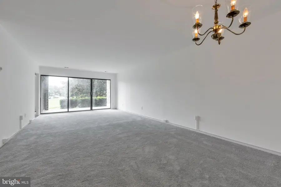 2817 Jermantown Rd #105, Oakton, VA 22124 - #2