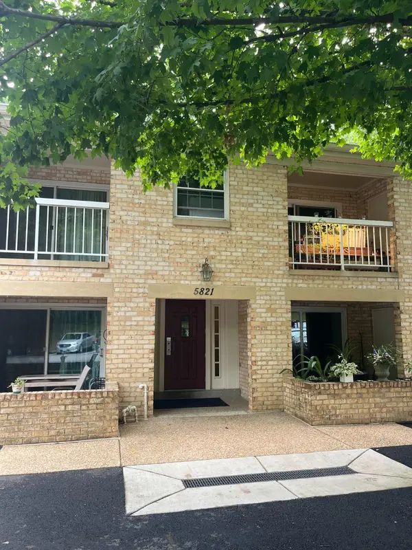 5821 Cove Landing Rd #302, BURKE, VA 22015