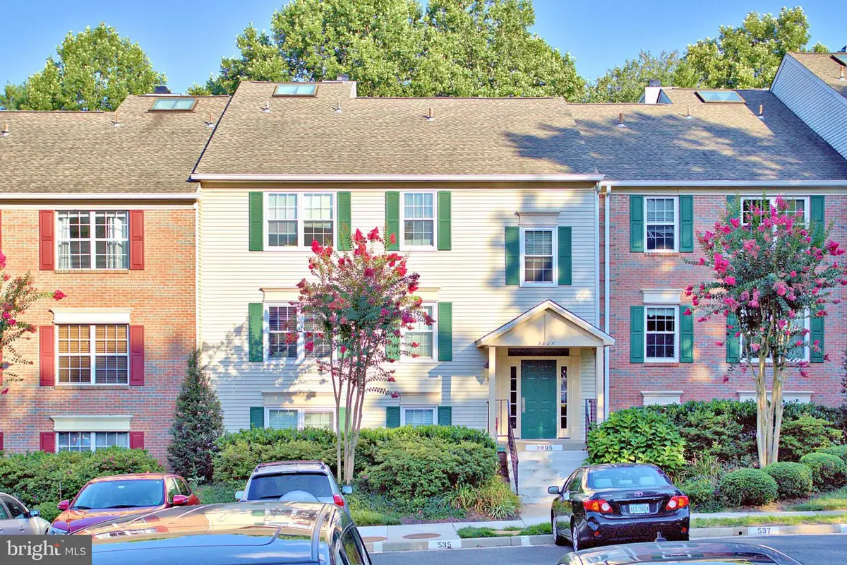 3805 Green Ridge Ct #302, Fairfax, VA 22033 - #1