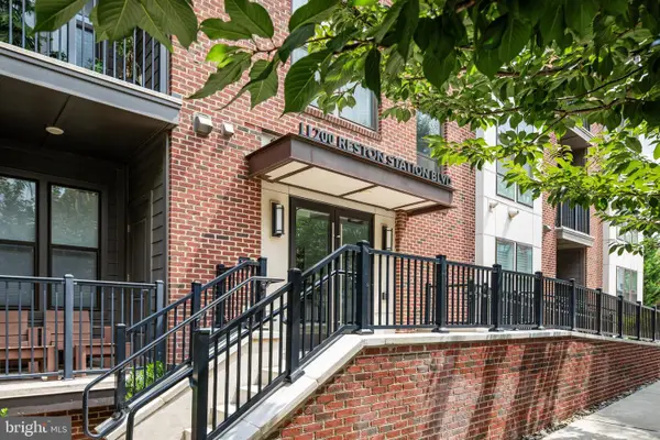 11200 Reston Station Blvd #208, RESTON, VA 20190
