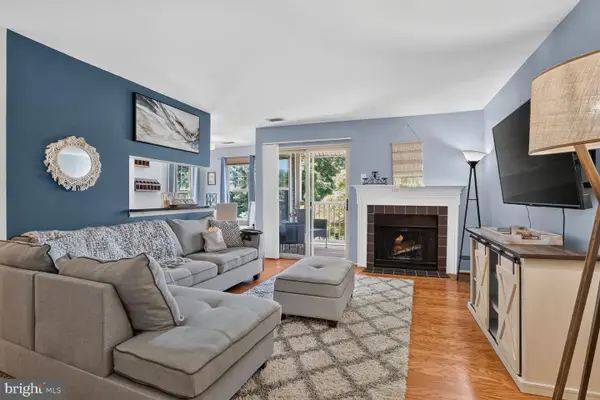 1783 Jonathan Way #1783-j, RESTON, VA 20190