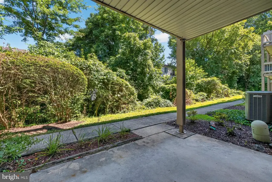 8509 Barrington Ct #j, Springfield, VA 22152 - #3