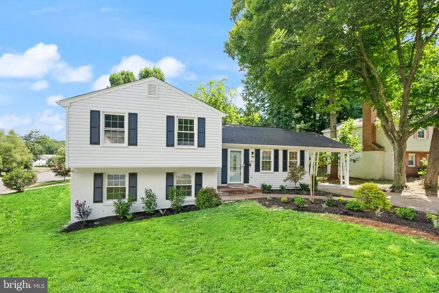 5141 Bradfield Dr, Annandale, VA 22003 - #3