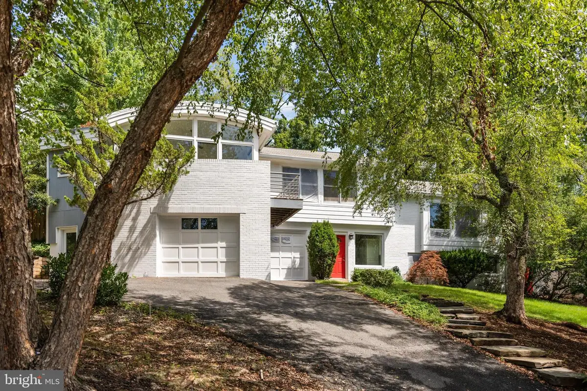 1435 Waggaman Cir, McLean, VA 22101 - #1