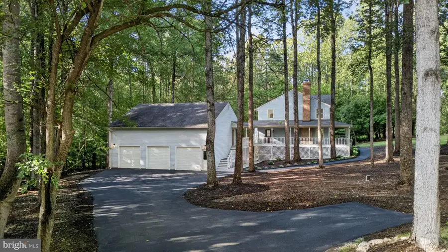 7122 Ivakota Rd, Clifton, VA 20124 - #3