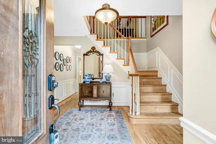 3723 Riverwood Rd, Alexandria, VA 22309 - #2