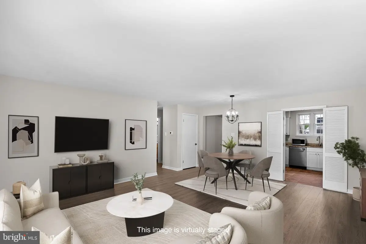 14409 Turin Ln, Centreville, VA 20121 - #1