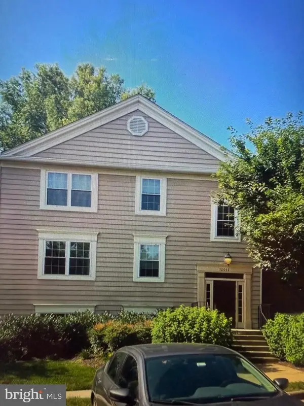 12011 Golf Ridge Ct #302, FAIRFAX, VA 22033