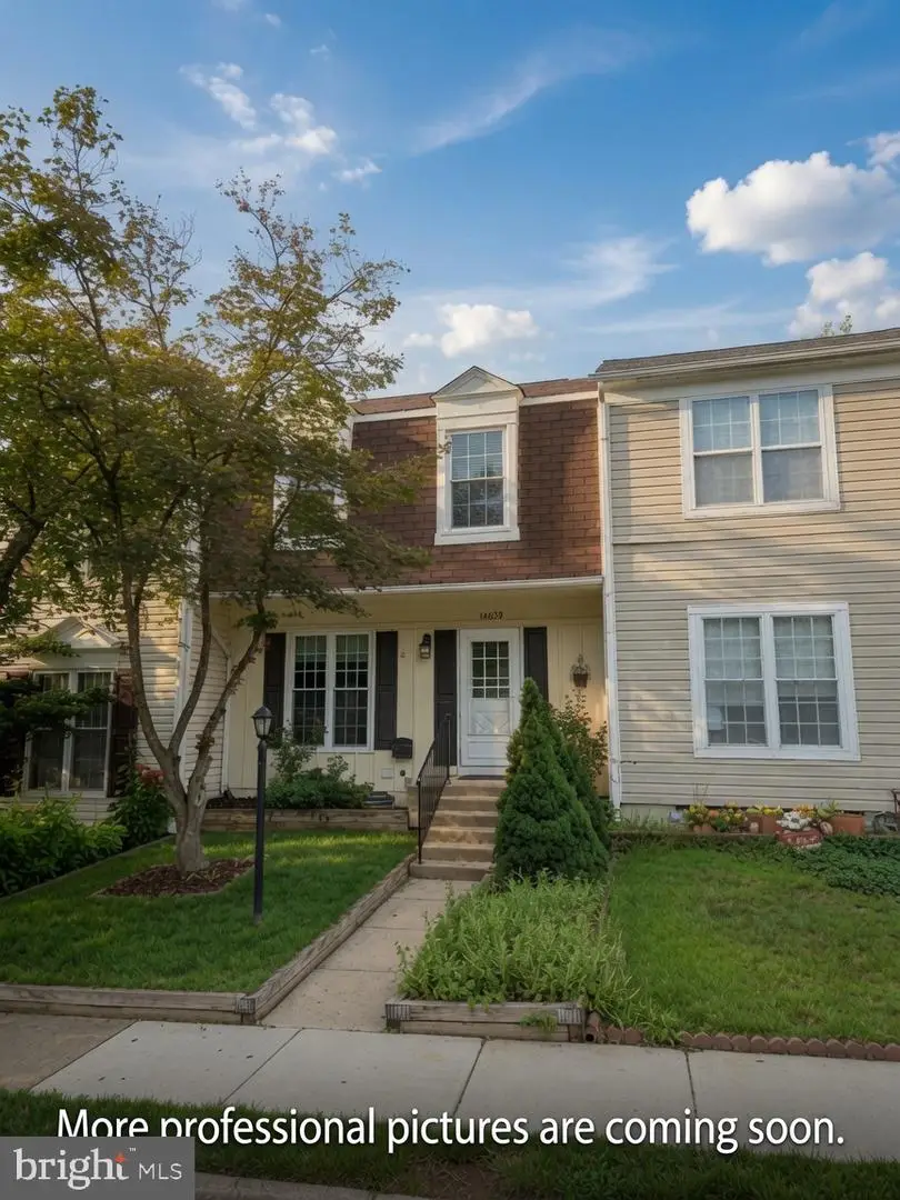 14829 Hancock Ct, Centreville, VA 20120 - #2