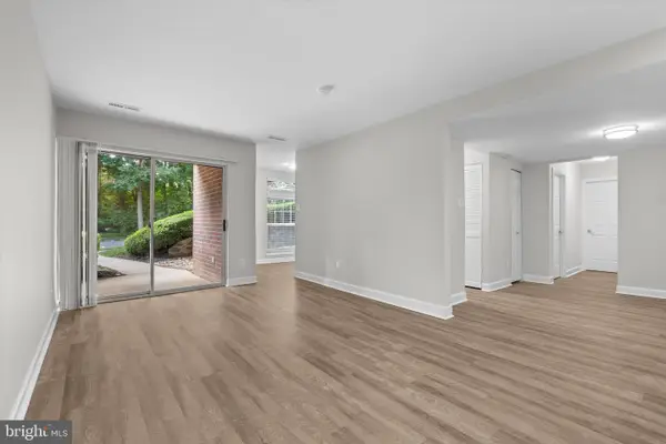 3318 Woodburn Village Dr #t3, ANNANDALE, VA 22003