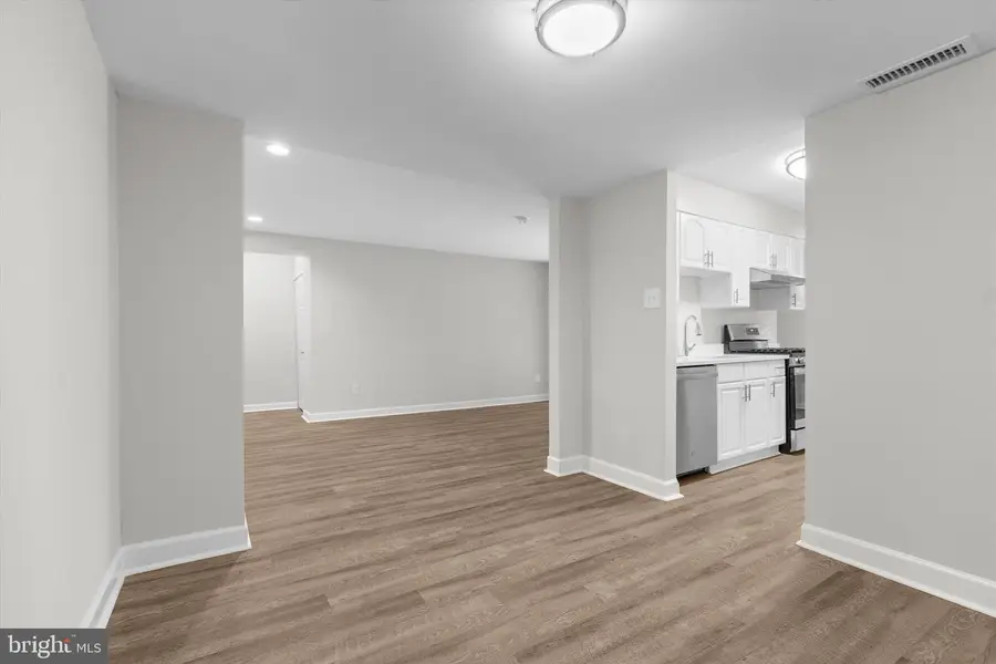 3318 Woodburn Village Dr #t3, Annandale, VA 22003 - #3