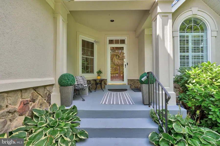 6732 Churchill Rd, McLean, VA 22101 - #3