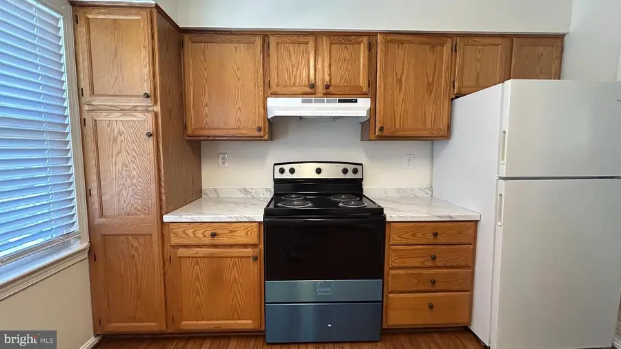 3068 Covington St, Fairfax, VA 22031 - #3